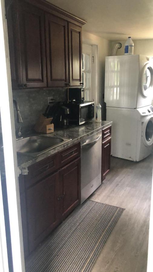 Cozzy Room With Private Entrance And Drive Way New York Extérieur photo